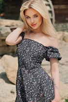 Ukrainian wife from nikolaev valeriia with Blonde hair age 21 photo-7