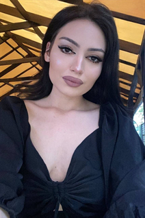 Rencontre femme ukrainienne anastasia de rivne avec Noirs cheveux, age 23