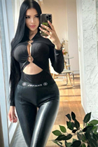 A pretty woman russian svetlana from bali with Dark Brown hair age 31 photo-18