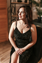 Ukrainian woman for dating yana from dnepr with Dark Brown hair age 35 photo-4