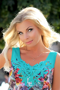 Date Femmes ukrainiennes oksana de kharkov avec Blond cheveux, âge 52
