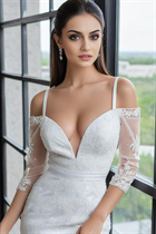 Ukrainian woman for dating mariiy from kremenchug with Light Brown hair age 22 photo-12