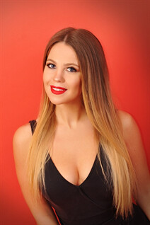 Russian girl chat with irina from kharkov with Blonde hair age 24