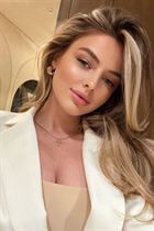 Ukranian bride kristina from dnepr with Blonde hair age 29 photo-24