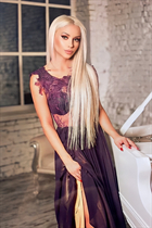 valencia mariée eleonora avec Blond cheveux, âge 46 photo-18