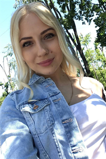 Rencontre une femme ukrainienne angelica de dnepr avec Blond cheveux, âge 31