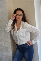 Ukrainian girl tatiana from kiev with Dark Brown hair age 49 photo-14
