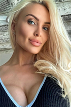 Jolie fille lilly de london avec Blond cheveux, âge 32 photo-2