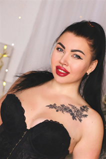 Pretty ukrainian girl oksana from nikolaev with Black hair age 31