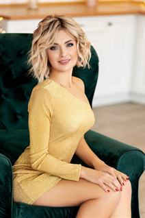Dating ukrainian girl tatiana from zaporozhye with Blonde hair age 44