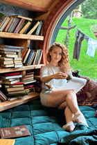 Rencontre femme ukrainienne valentina de kiev avec Chatain clairs cheveux, age 46 photo-22