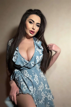 Belle mariée ukrainienne karyna de kyiv avec Brunette cheveux, âge 27 photo-41