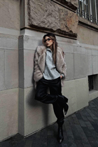 Épouse d'Ukraine anna-maria de lviv avec Brunette cheveux, âge 23 photo-12