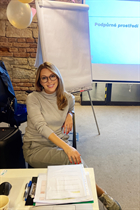 Femme tchèque olena de prague avec Blond cheveux 48 ans photo-4