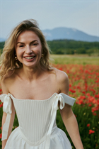 Chica de verona yuliia con pelo Rubio y edad 33 photo-5