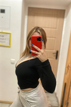 Beautiful wife from Ukraine alona from poltava with Blonde hair age 23 photo-9