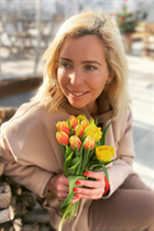 Marrying a moldovan woman olga from kishinev with Blonde hair age 42 photo-24