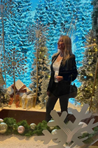 Pretty girl yulia from los angeles with Blonde hair age 52 photo-20