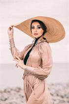 Beautiful women from ukraine kristina from kiev with Light Brown hair age 36 photo-2