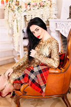Linda chica ucraniana anastasiia de kiev con pelo Negro y edad 34 photo-6