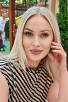 Hermosa mujer de Ucrania ella de kiev con pelo Rubio y edad 46 photo-55