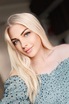 Gorgeous Ukrainian bride yuliia from kharkov with Blonde hair age 33 photo-2