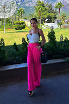 Chica bonita alla de rome con pelo Marrón oscuro y edad 37 photo-3