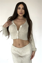 A belarusian bride karyna from minsk with Black hair age 32 photo-20