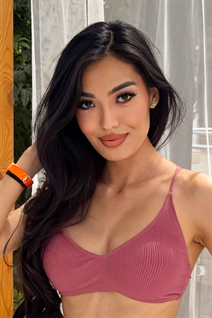 Bride from bishkek umida with Black hair age 23
