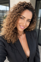 Rencontre fille moldave elena de kishinev avec Chatain clairs cheveux, age 42 photo-3