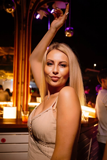 portofino bride yana with Blonde hair age 35