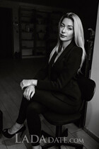 Girl from miami elena with Blonde hair age 42 photo-8