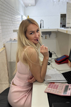 astana mariée larisa avec Blond cheveux, âge 33 photo-24