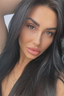 Dating a german girl margarita from berlin with Black hair 30 years old