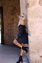 Beautiful woman of Ukraine julia from madrid with Blonde hair age 51 photo-16