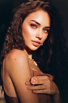 Belle fille ukrainienne anastasiia de london avec Chatain clairs cheveux, âge 24 photo-6