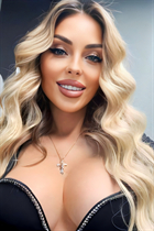 Ukrainian lady christina from lviv with Blonde hair age 36 photo-1