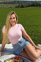 Pretty Ukrainian girl roza from dnipro with Blonde hair age 35 photo-6