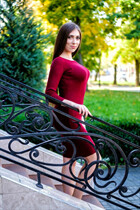 Stunning Ukrainian woman inna from nikolaev with Dark Brown hair age 28 photo-2