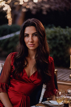 Dating ukrainian woman anastasiia from kiev with Black hair age 38 photo-7