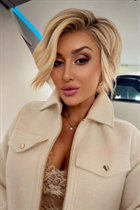 Girl from miami lidia with Blonde hair age 46 photo-5