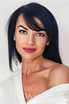 Ukrainian single woman elena from kiev with Dark Brown hair age 49 photo-4