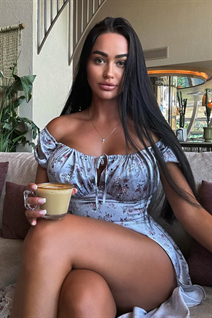 Ukrainian mariée darya de kiev avec Brunette cheveux, âge 32
