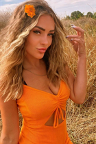 Ukrainian woman online vikky from kiev with Blonde hair age 36 photo-58