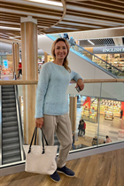 Mariée ukrainienne julia de kiev avec Chatain clairs cheveux, âge 46 photo-21