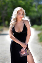 Wife from Ukraine sonya from kharkov with Blonde hair age 33 photo-17