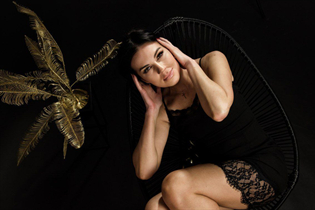 Beautiful single ukrainian woman oksana from rivne with Black hair age 47 photo-14