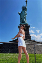 Dating a czech woman liliia from prague with Dark Brown hair 29 years old photo-4