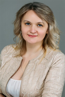 Beautiful women from ukraine marina from saint-petersburg with Blonde hair age 46