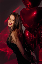 Gorgeous Ukrainian woman marina from chernigov with Light Brown hair age 23